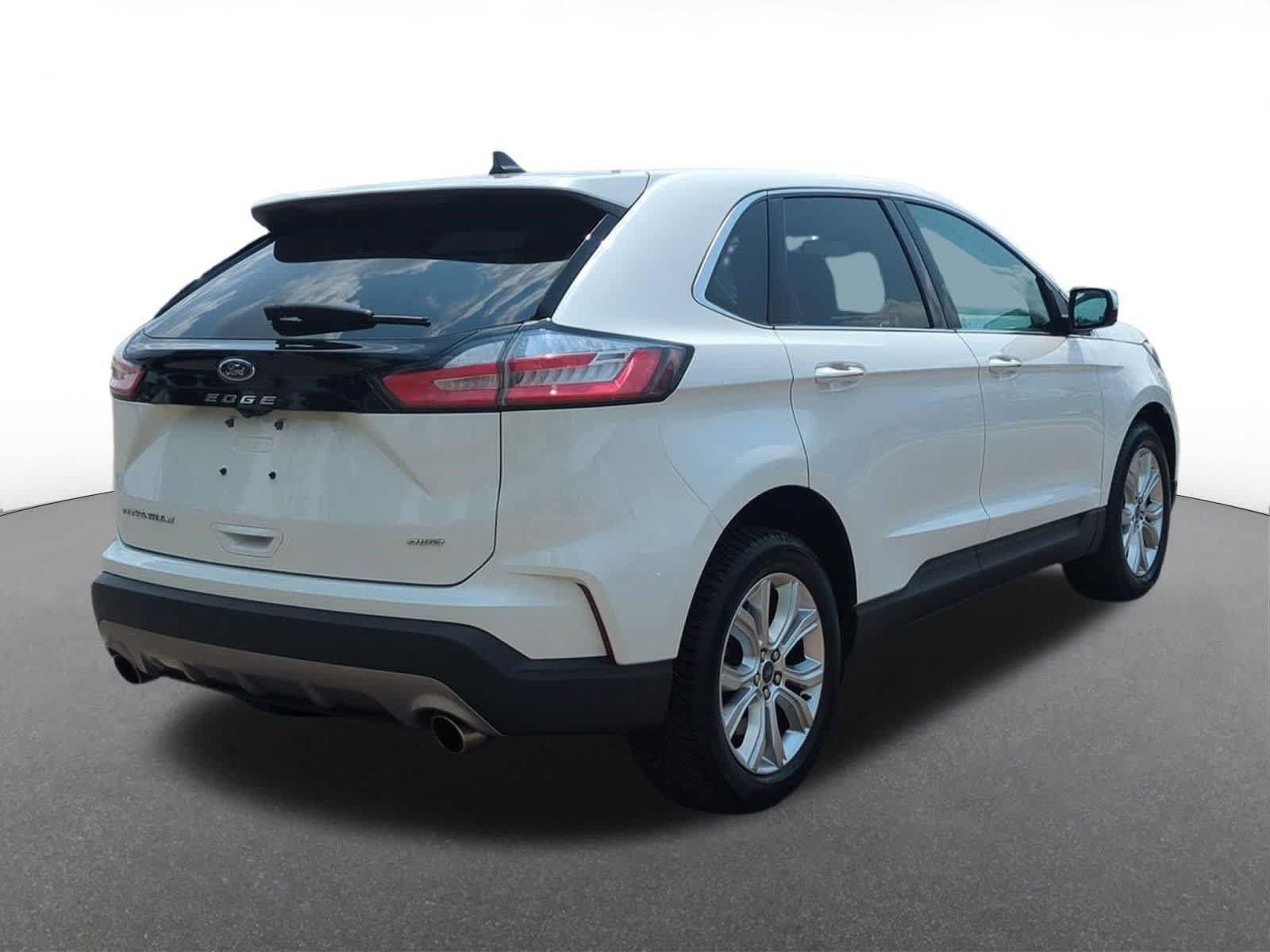 Used 2022 Ford Edge Titanium w/ Equipment Group 301A AWD/4WD image 6