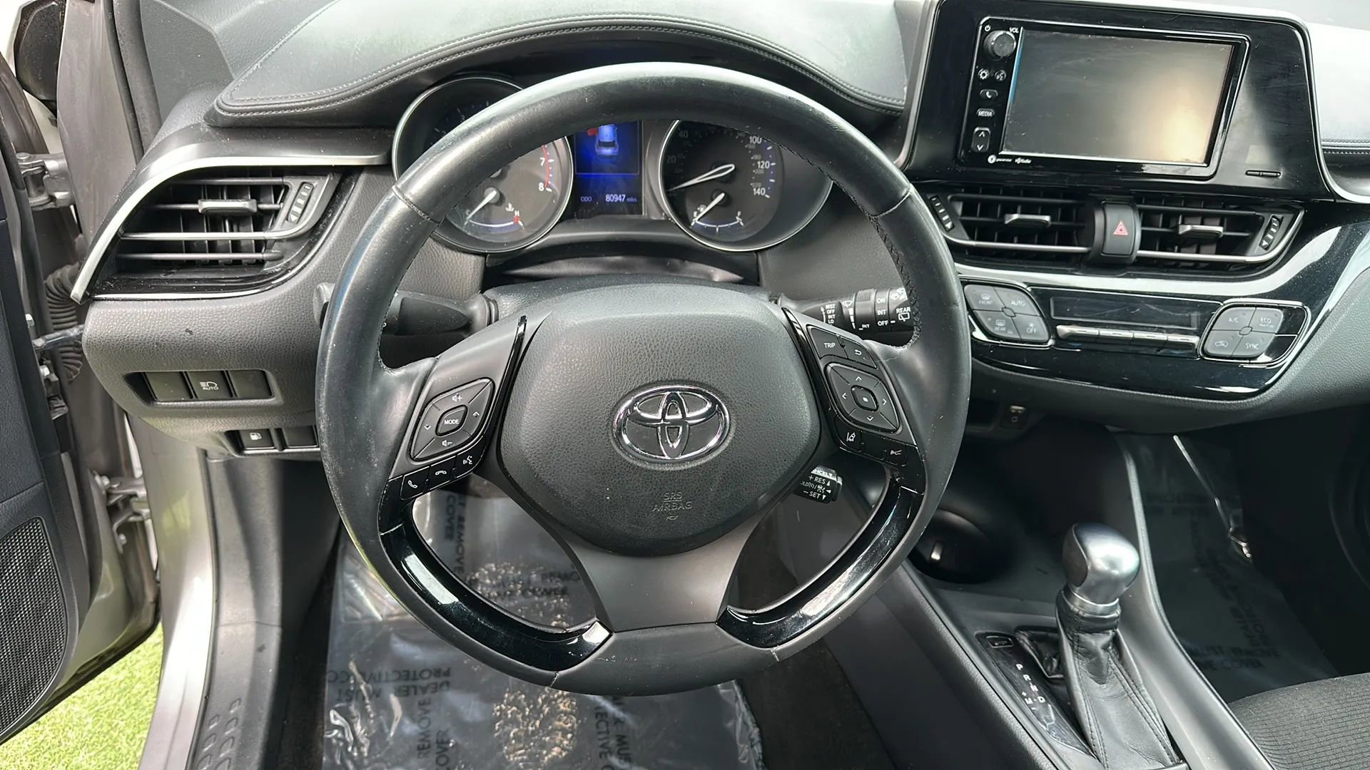 Used 2018 Toyota C-HR image 28