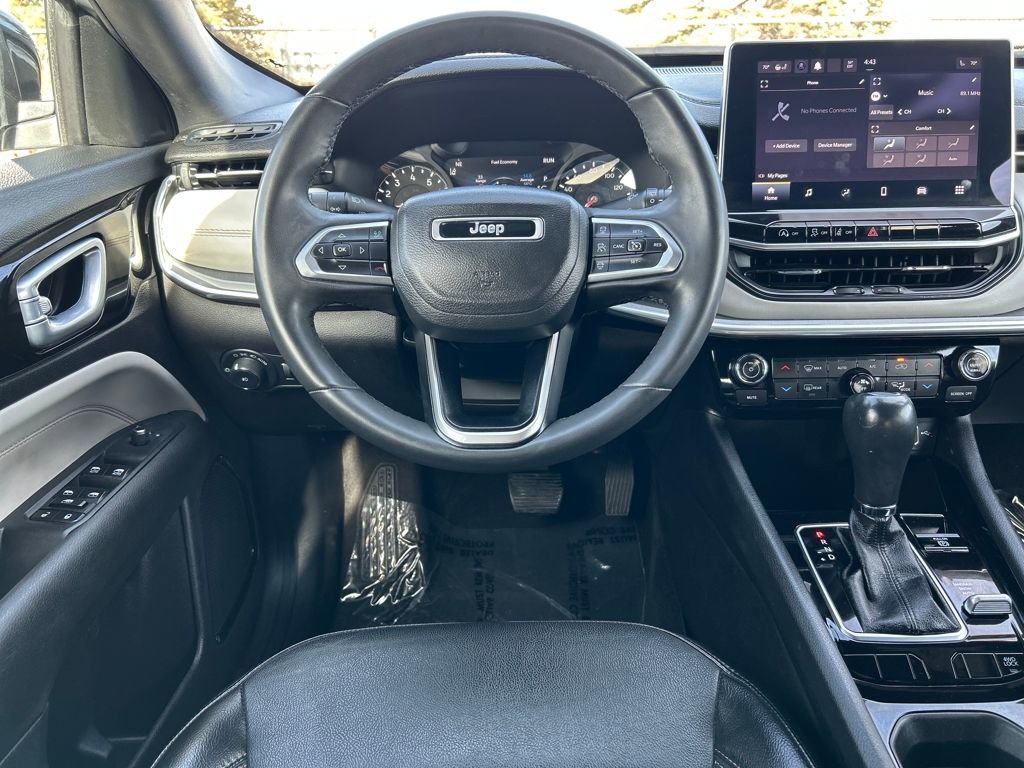 Used 2023 Jeep Compass Limited w/ Elite Group image 9