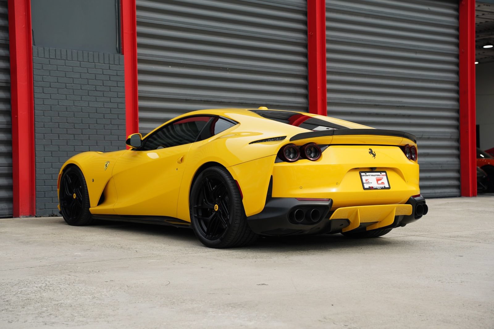 Used 2019 Ferrari 812 Superfast RWD image 20