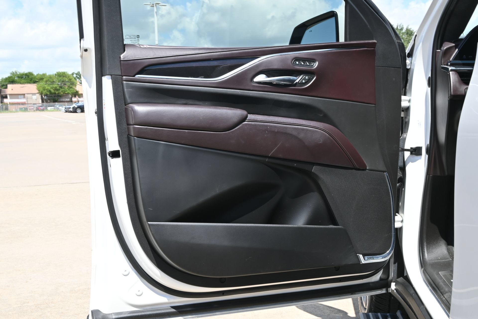 Used 2021 Cadillac Escalade ESV Sport Platinum RWD image 20