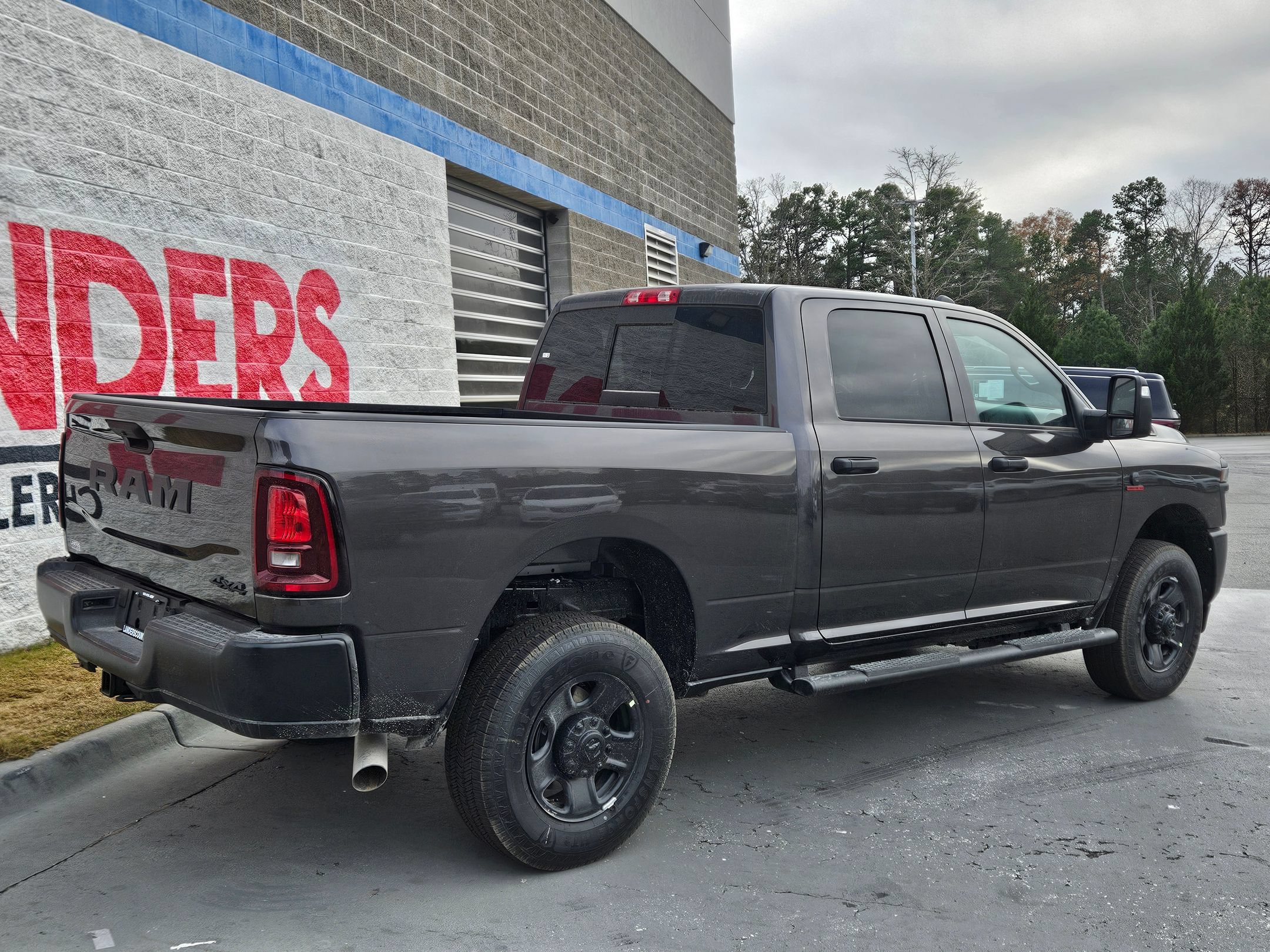 New 2026 RAM 2500 Tradesman AWD/4WD image 7