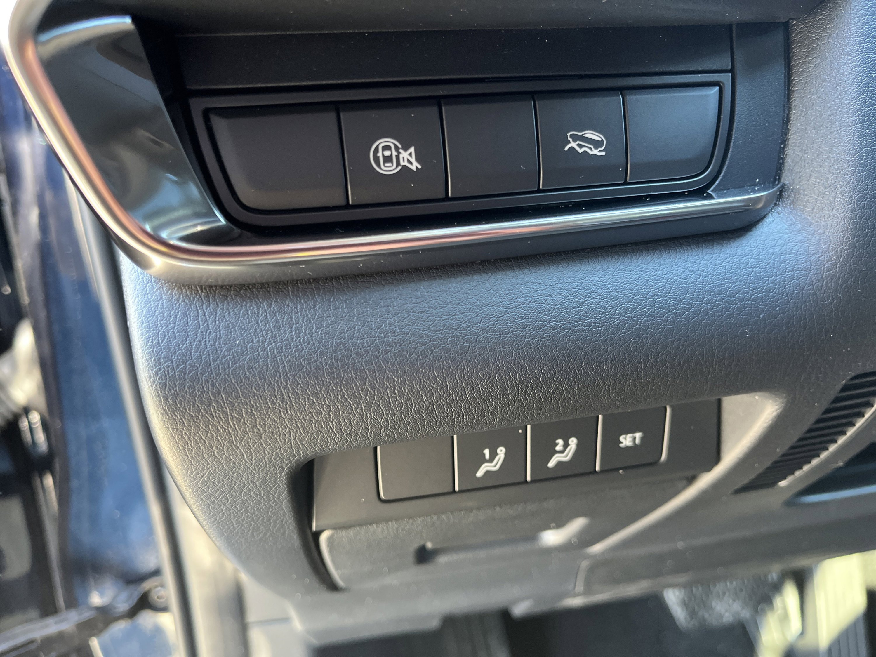 Used 2025 MAZDA CX-30 AWD 2.5 S w/ Preferred Package image 19