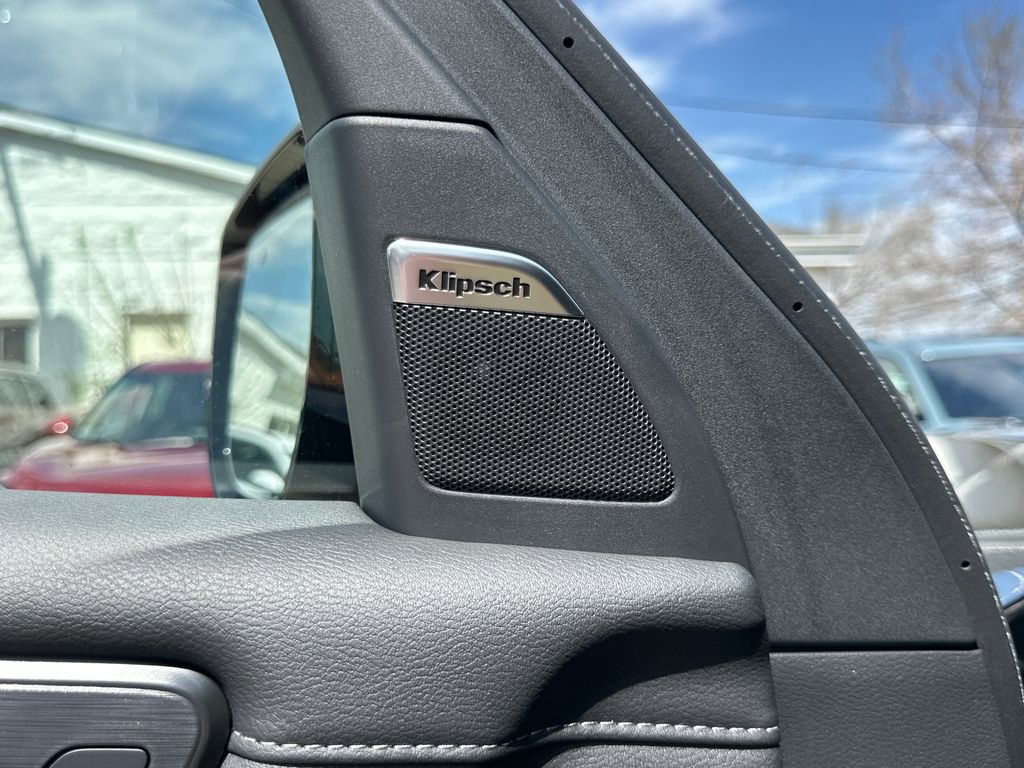 New 2026 Nissan Armada SL w/ Captain's Chari Seat Package image 13