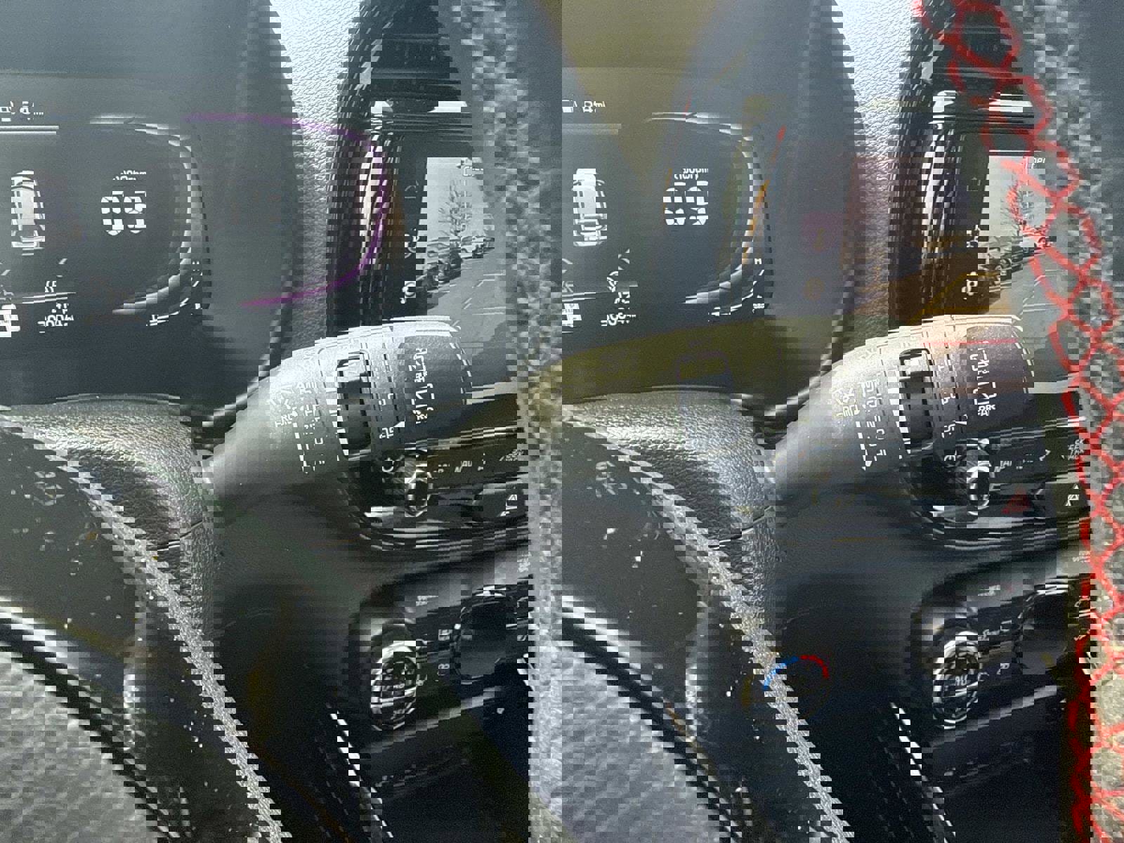 Used 2023 Kia Soul GT-Line image 31