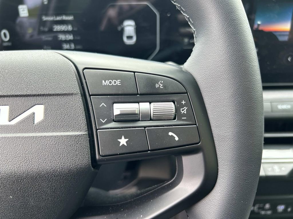Certified 2025 Kia K4 EX FWD image 15
