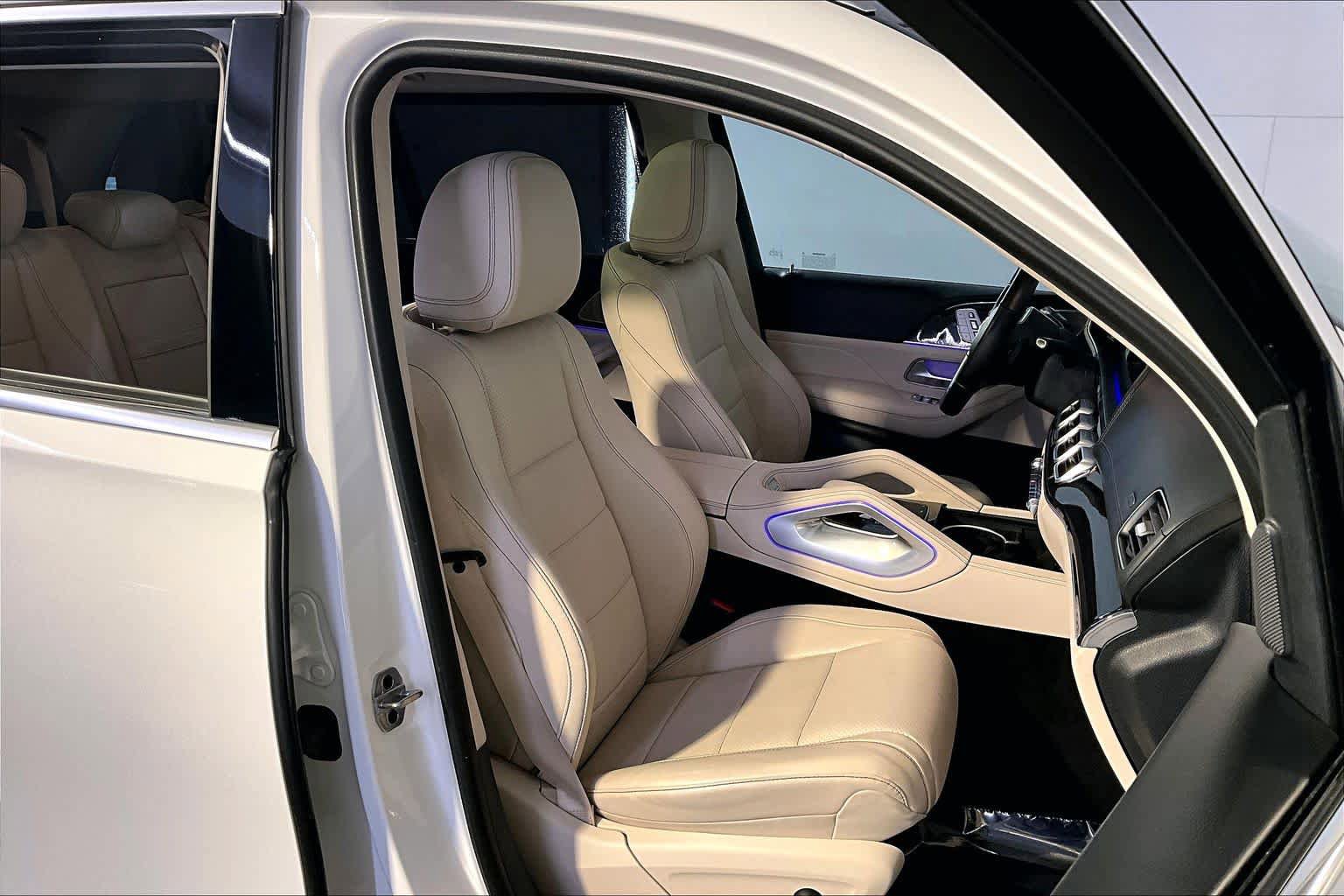Used 2022 Mercedes-Benz GLS 450 4MATIC image 8