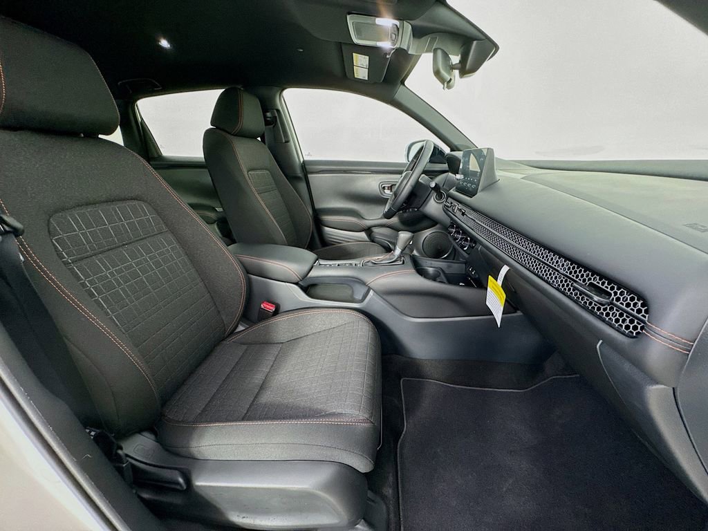 Used 2026 Honda HR-V Sport image 33