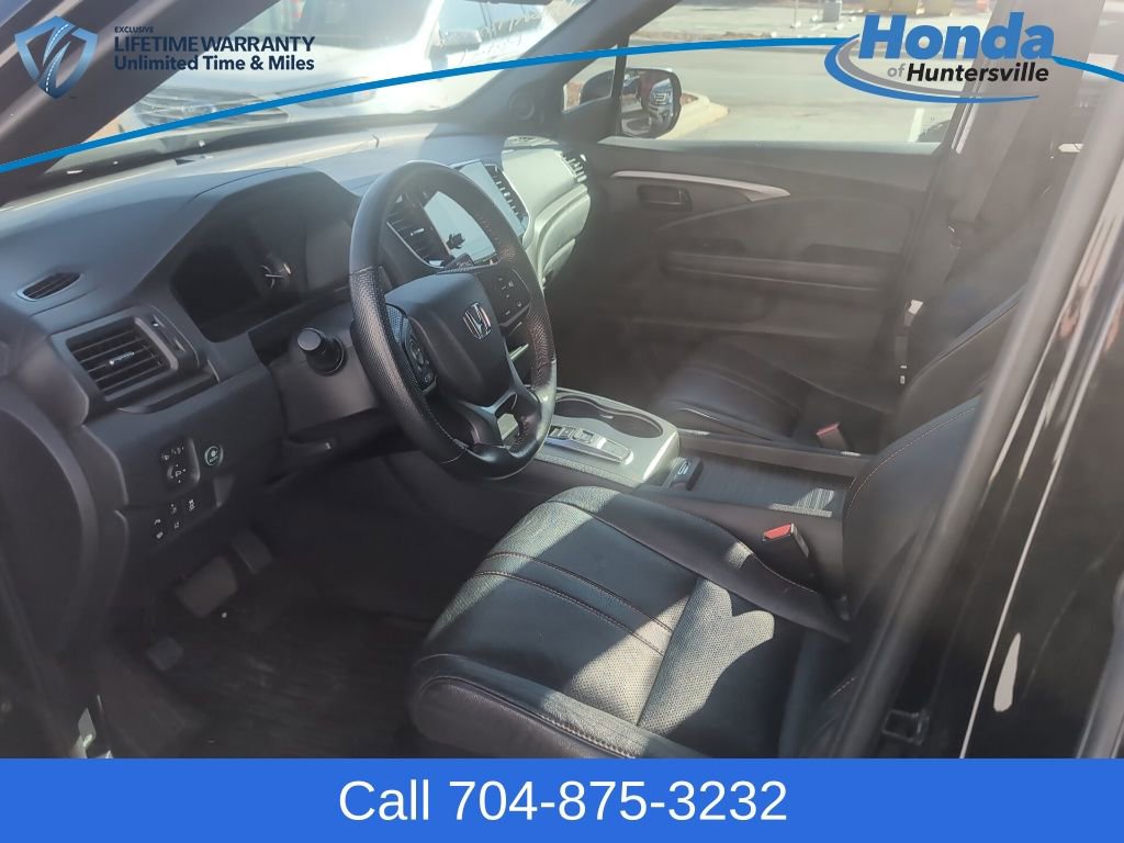 Used 2023 Honda Passport TrailSport image 13