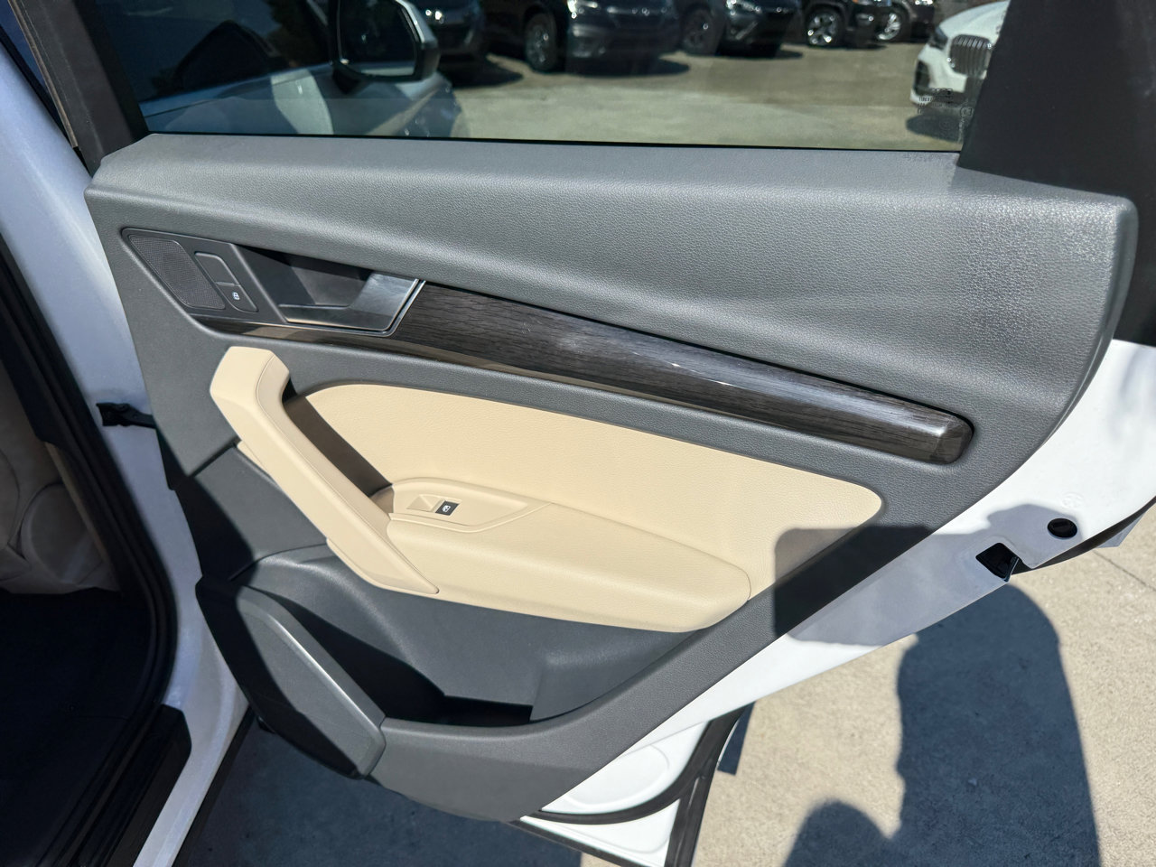 Used 2018 Audi Q5 2.0T Premium Plus w/ Premium Plus Package image 27