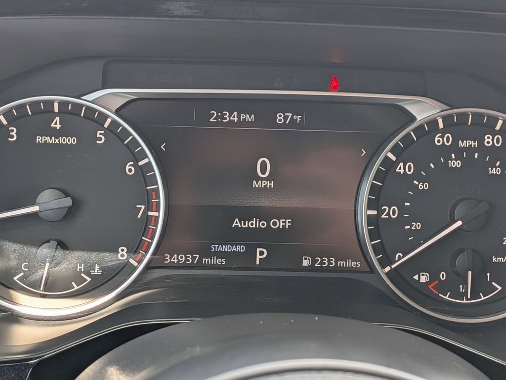 Used 2025 Nissan Pathfinder SV FWD image 12
