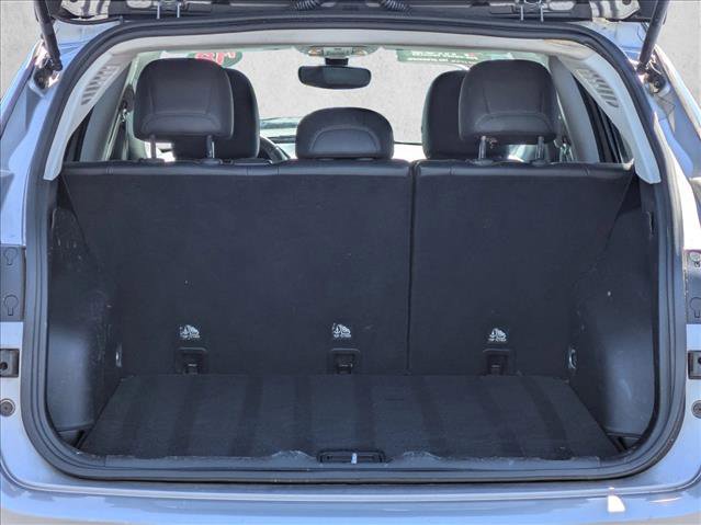 Used 2018 Jeep Compass Latitude w/ Popular Equipment Group FWD image 6