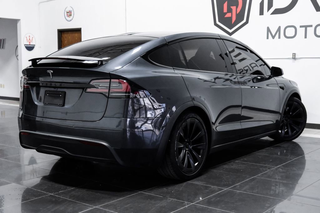 Used 2022 Tesla Model X image 9