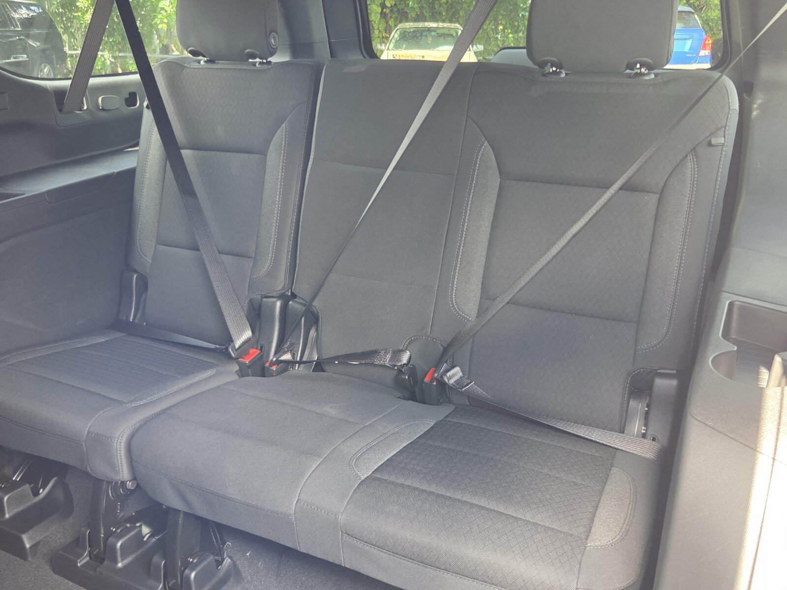 Certified 2025 Chevrolet Suburban LS RWD image 11