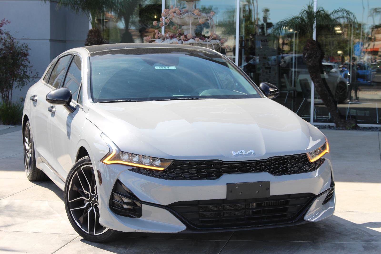 Used 2023 Kia K5 GT image 2