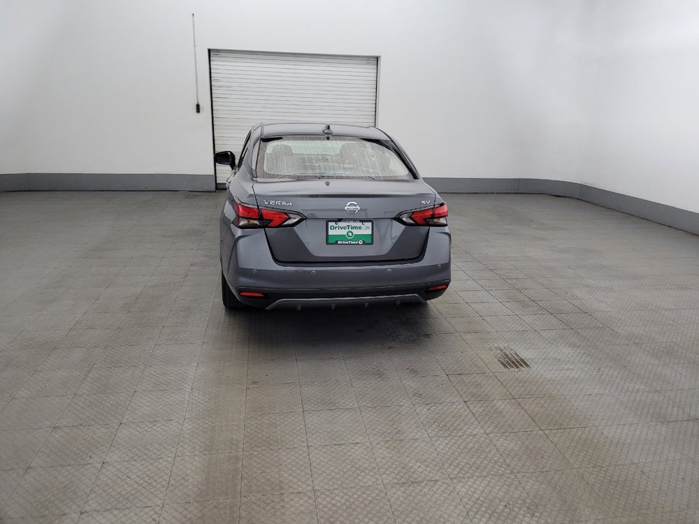 Used 2021 Nissan Versa SV FWD image 6