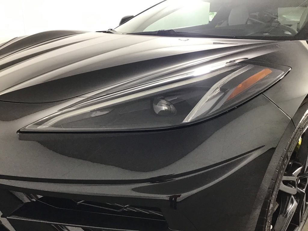 Used 2021 Chevrolet Corvette Stingray Preferred Cpe w/ Z51 Performance Package RWD image 15