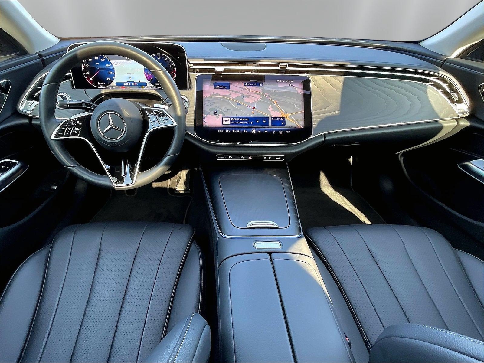 Certified 2024 Mercedes-Benz E 350 4MATIC Sedan image 9
