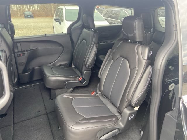 New 2026 Chrysler Voyager LX FWD image 10