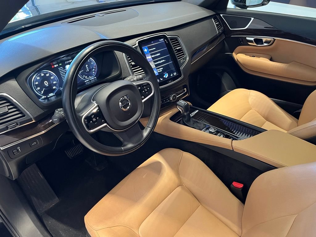 Used 2019 Volvo XC90 T6 Momentum w/ Protection Package AWD/4WD image 21