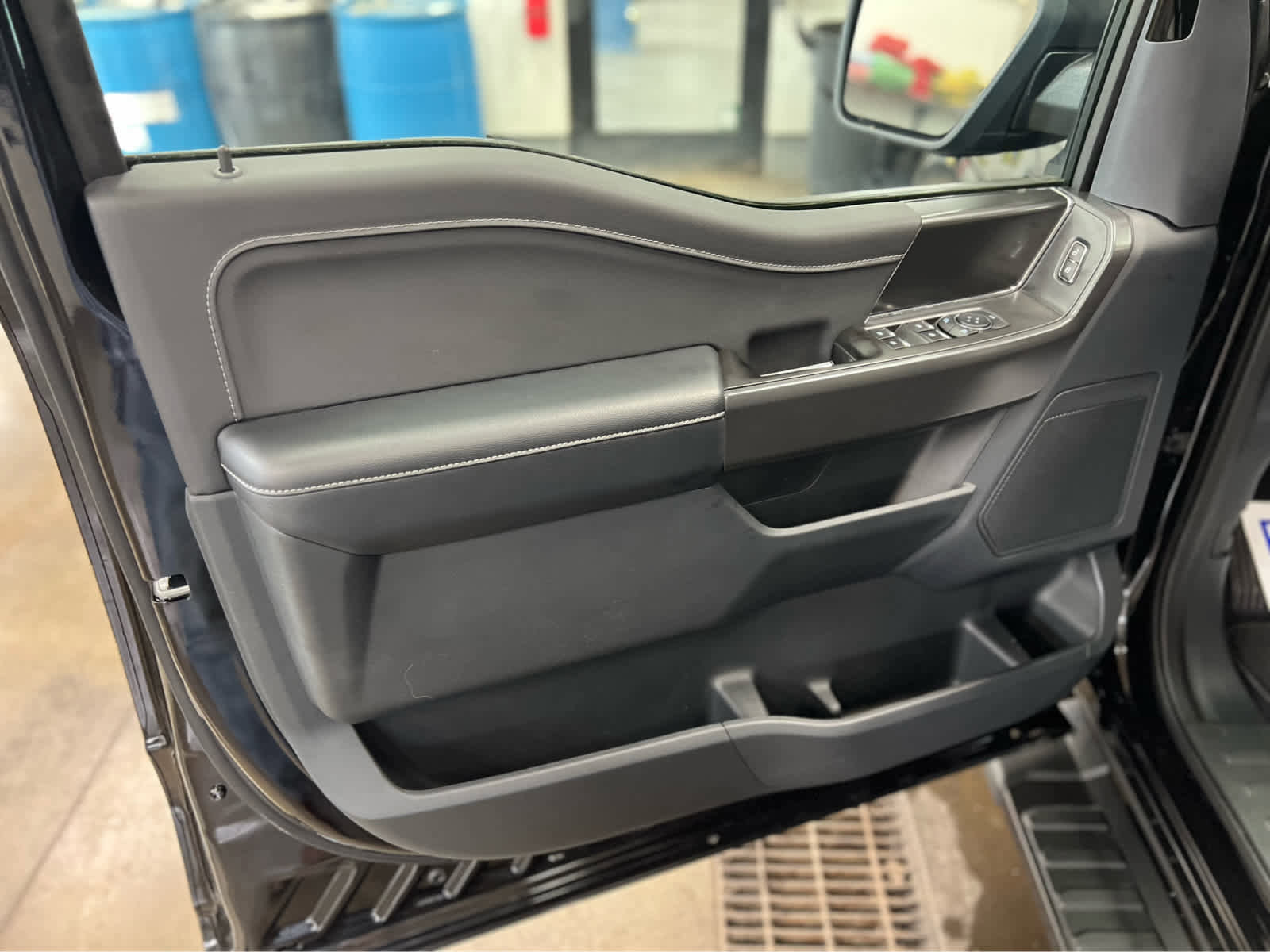Used 2024 Ford F150 XLT w/ Equipment Group 302A MID image 29