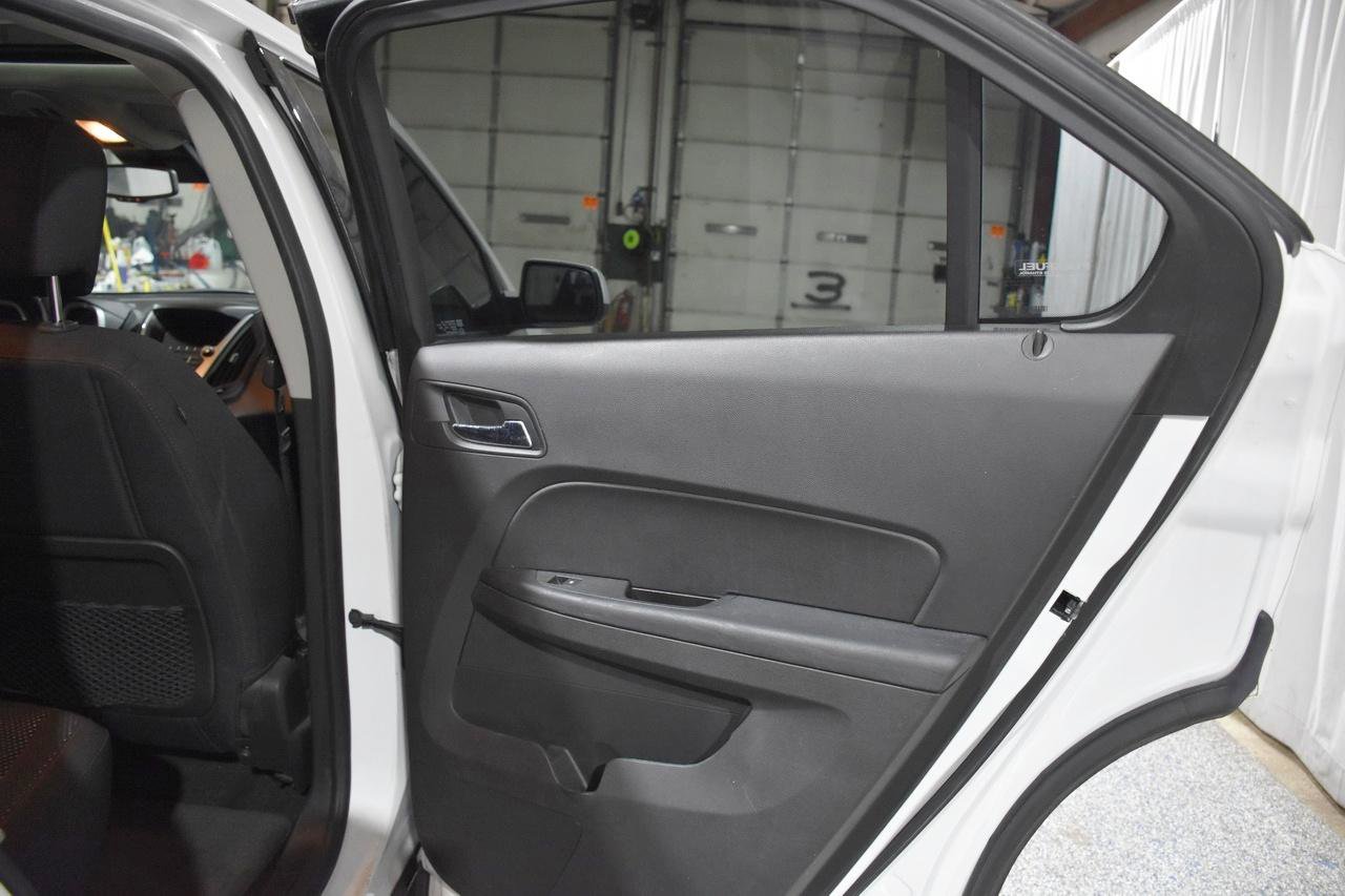 Used 2013 Chevrolet Equinox LT w/ Driver Convenience Package FWD image 36