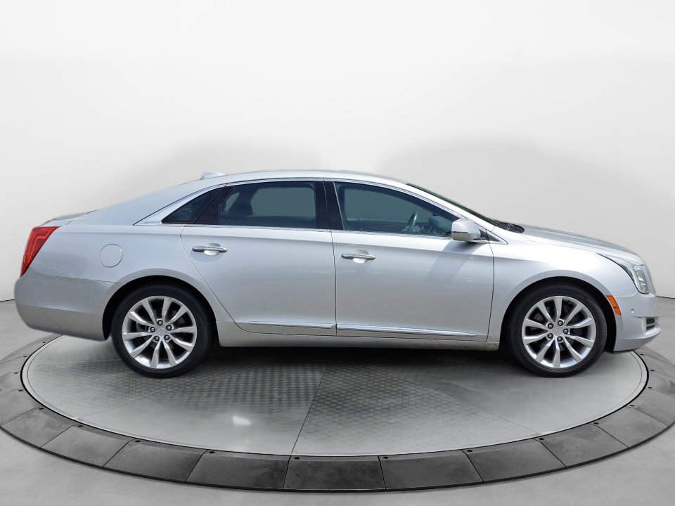 Used 2017 Cadillac XTS Luxury w/ Driver Awareness Package image 7