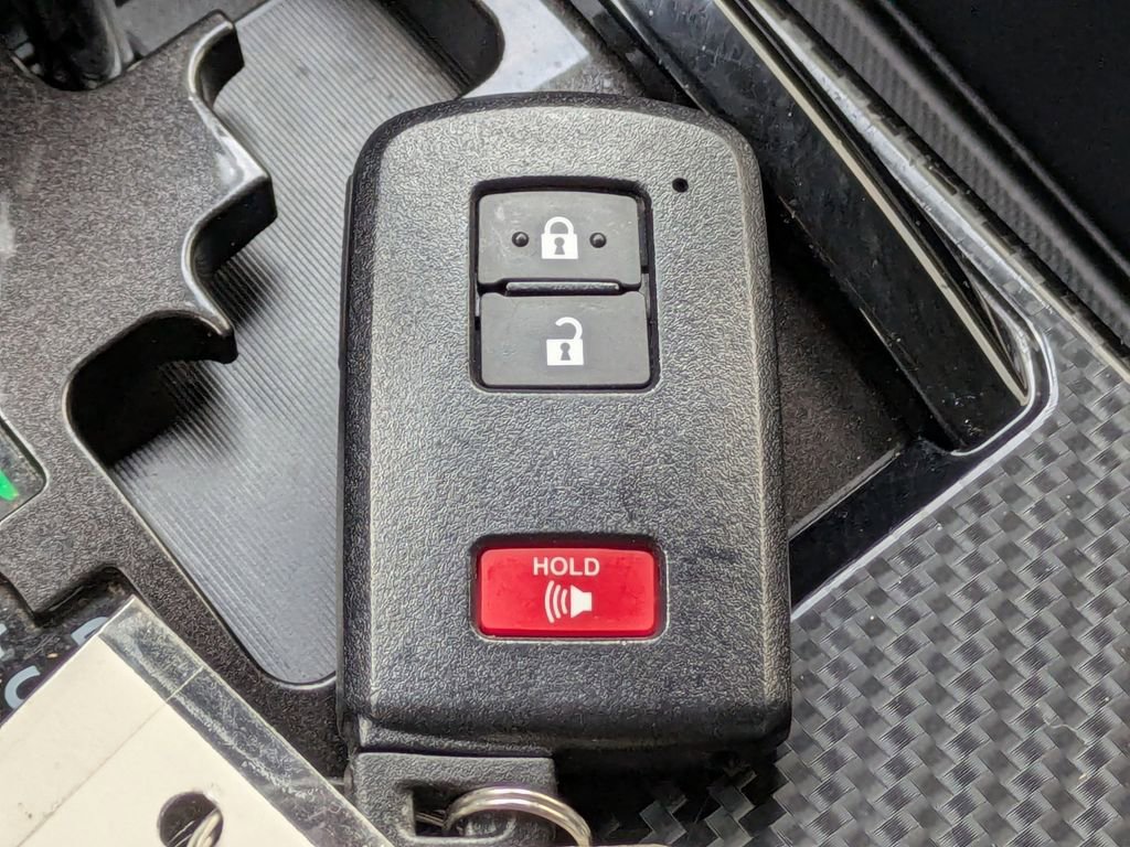 Used 2021 Toyota 4Runner Venture w/ Moonroof Package image 30