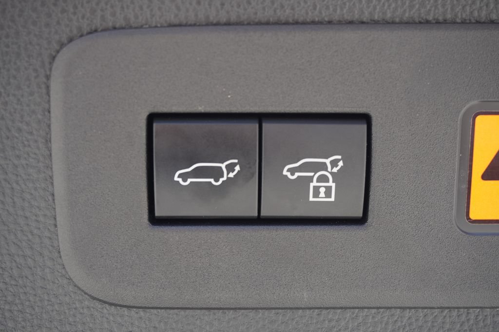 Used 2025 Toyota Land Cruiser w/ Premium Package AWD/4WD image 11