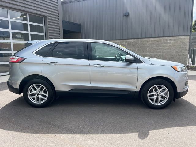 Used 2024 Ford Edge SEL w/ Convenience Package AWD/4WD image 4