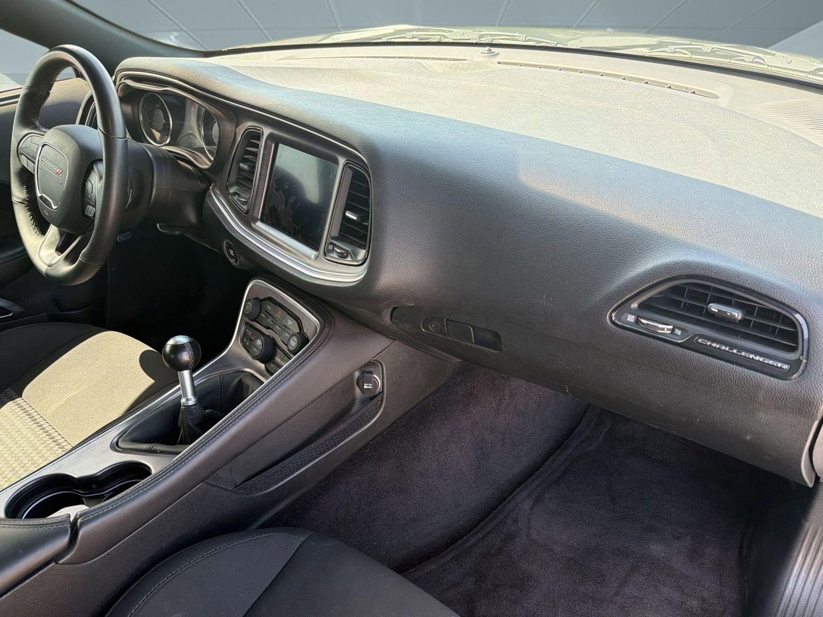 Used 2018 Dodge Challenger R/T Scat Pack w/ Dynamics Package image 19