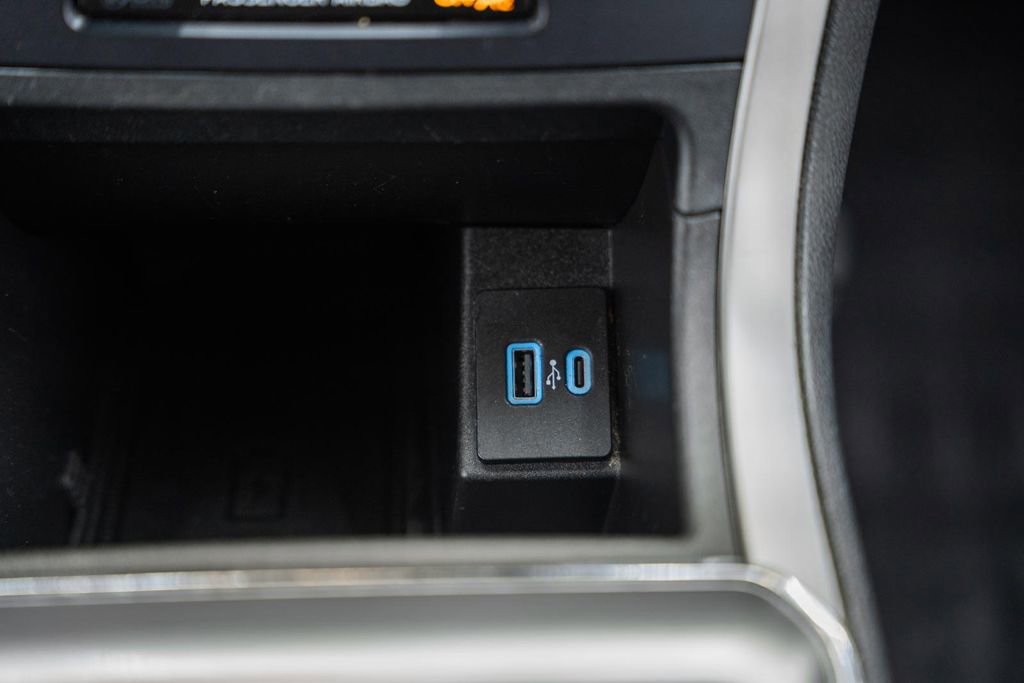 Certified 2022 Ford Edge SEL w/ Convenience Package image 26