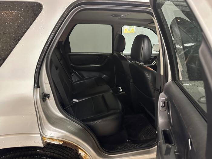 Used 2006 Ford Escape Limited AWD/4WD image 28
