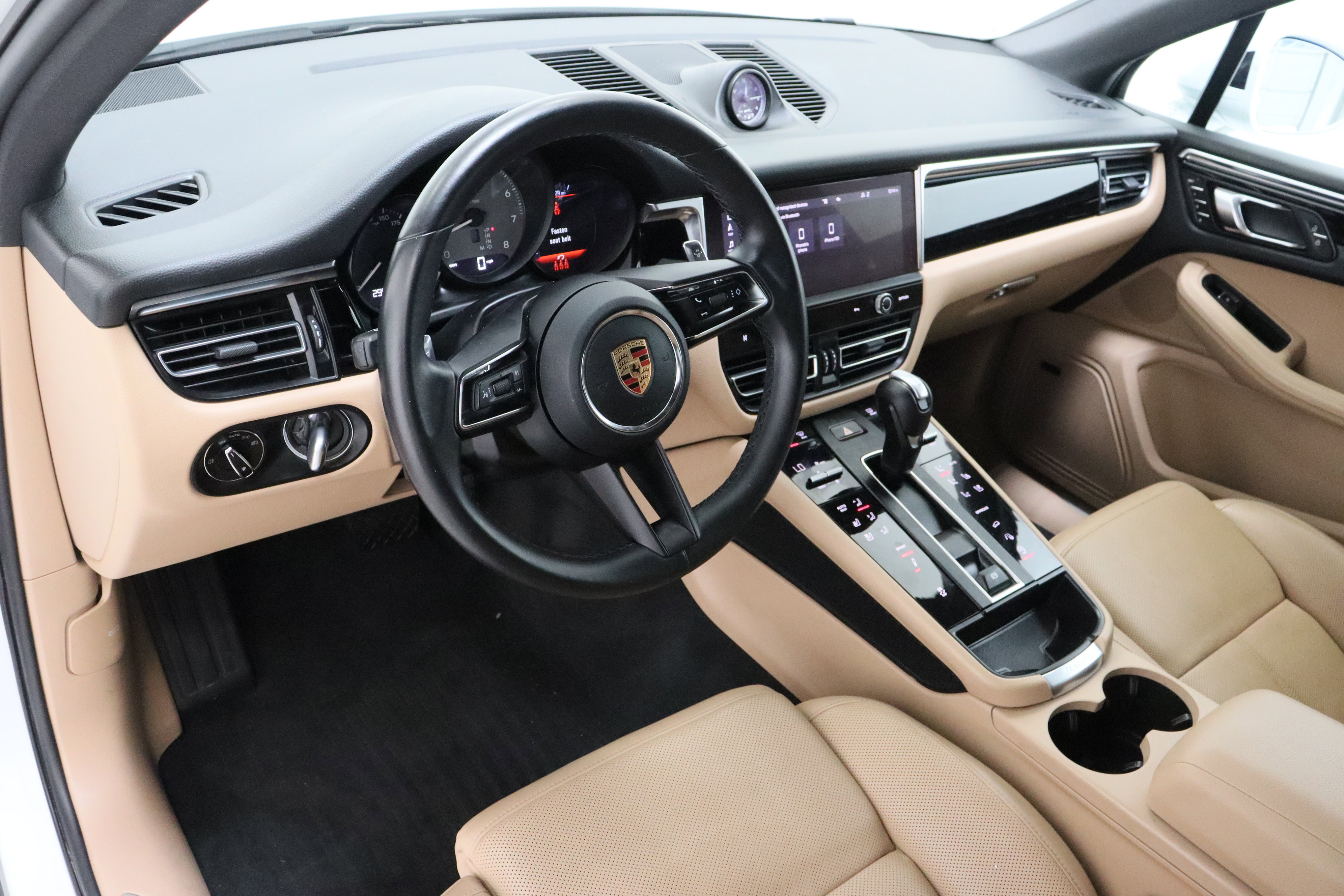 Used 2023 Porsche Macan S image 14