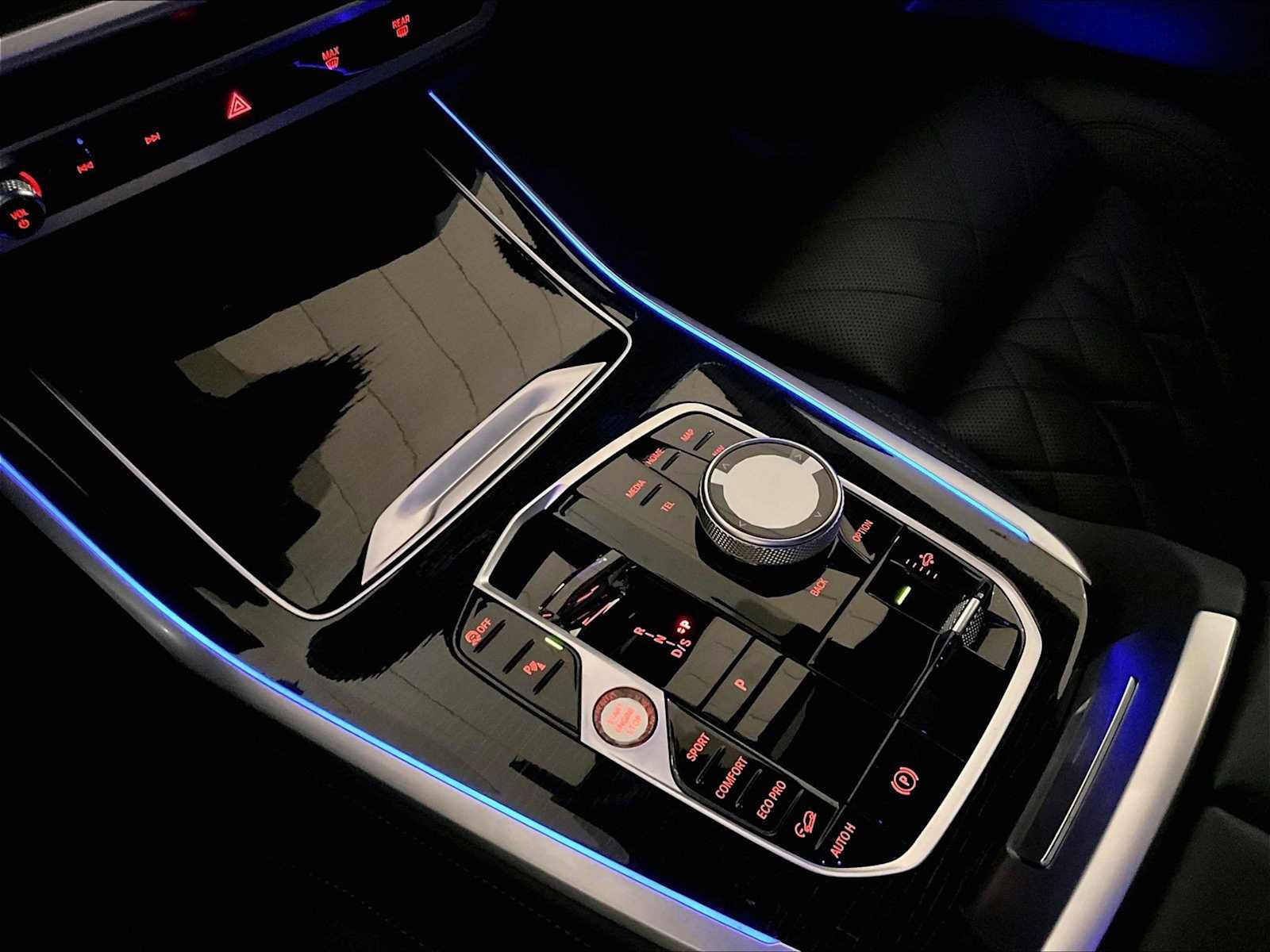 Used 2024 BMW X7 xDrive40i w/ M Sport Package image 20