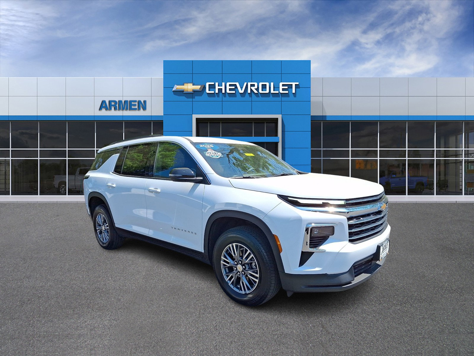 Certified 2026 Chevrolet Traverse LT AWD/4WD image 4