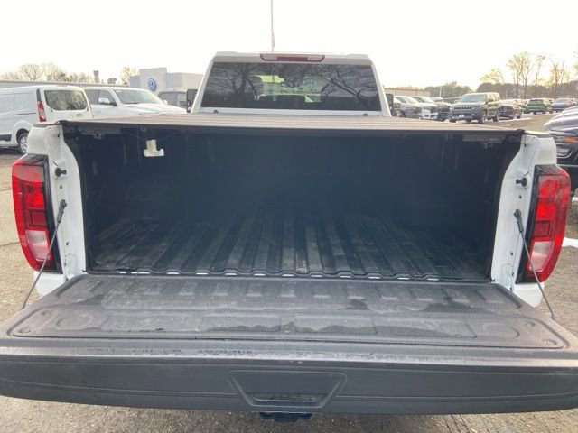 Used 2025 GMC Sierra 3500 Pro AWD/4WD image 9