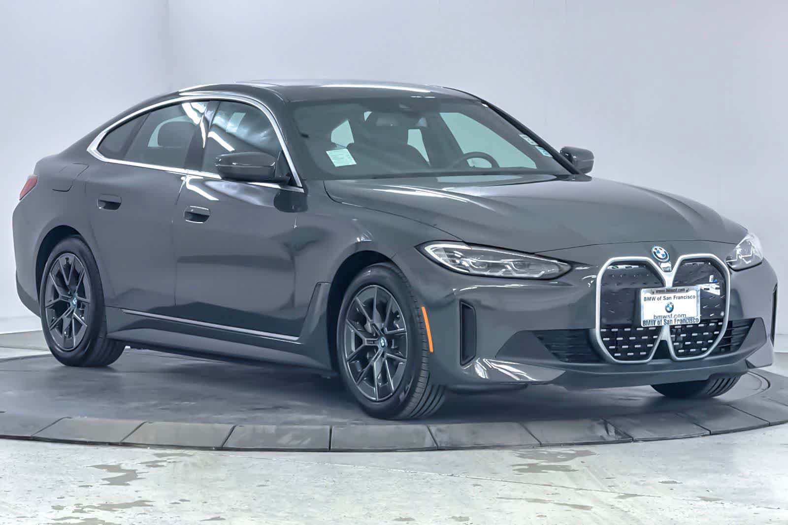 Used 2023 BMW i4 eDrive35 w/ Premium Package RWD image 9