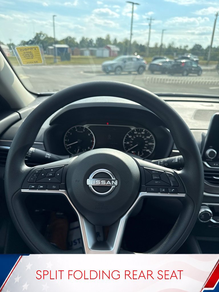 Used 2026 Nissan Altima 2.5 SV FWD image 13