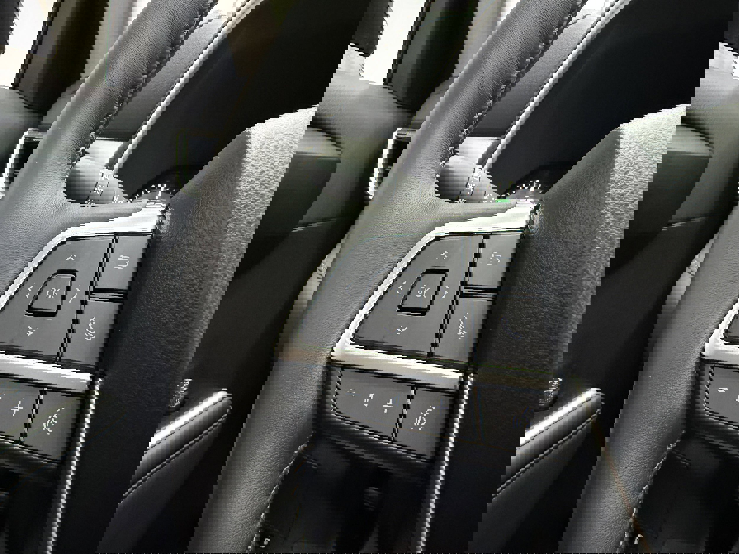 Used 2026 Toyota Grand Highlander XLE image 15