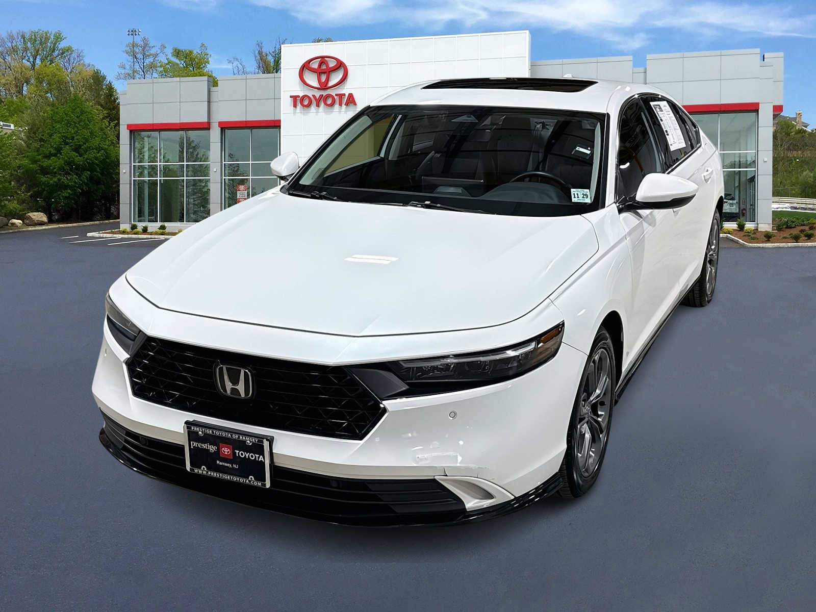 Used 2025 Honda Accord EX-L image 1