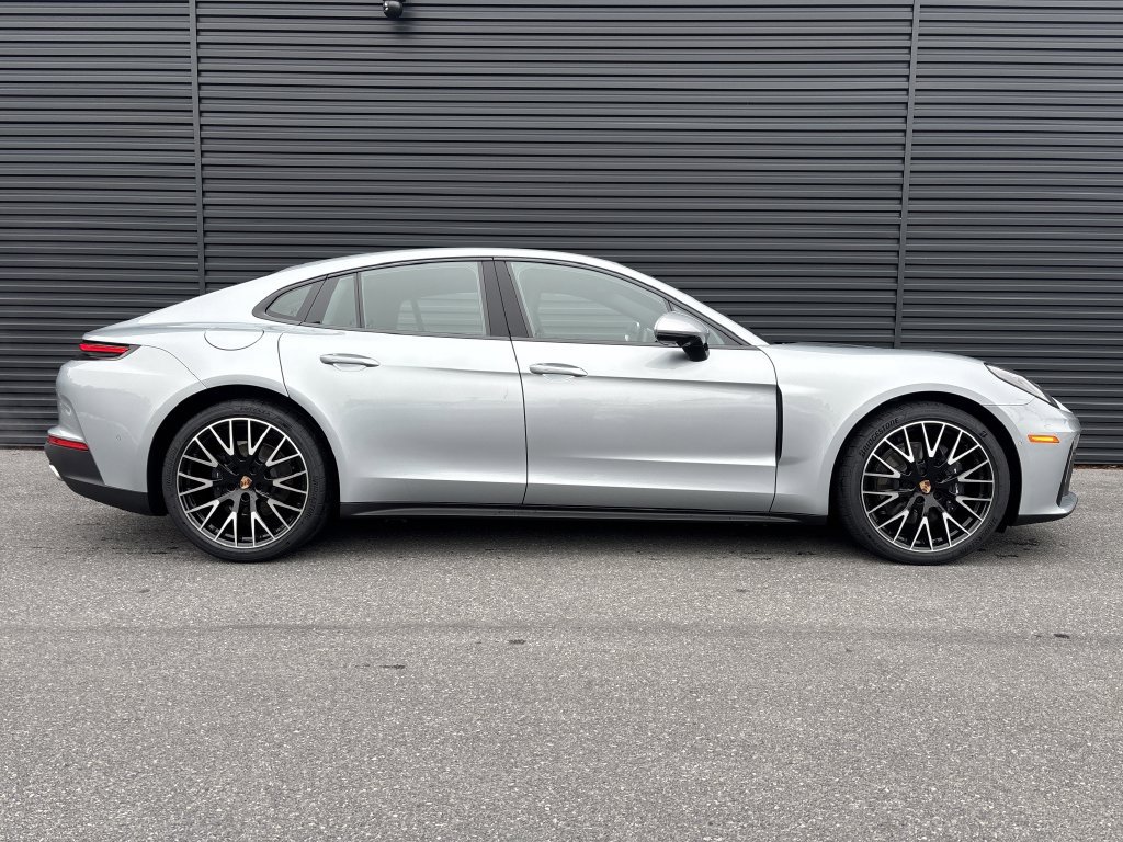 New 2026 Porsche Panamera image 6