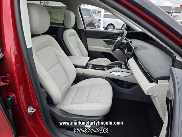 New 2026 Lincoln Nautilus Reserve AWD/4WD image 13