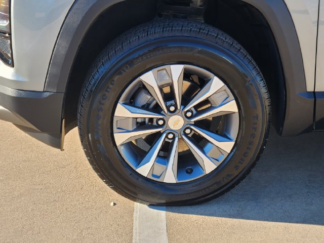 Used 2026 Chevrolet Equinox LT FWD image 17