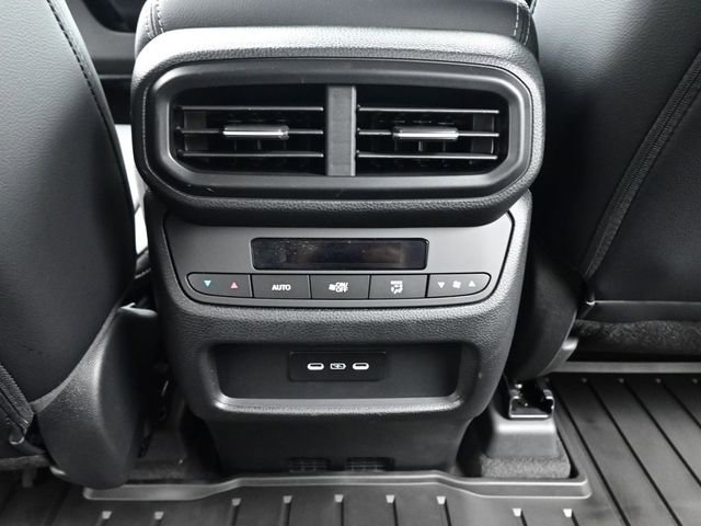 New 2025 Honda Pilot Touring image 25