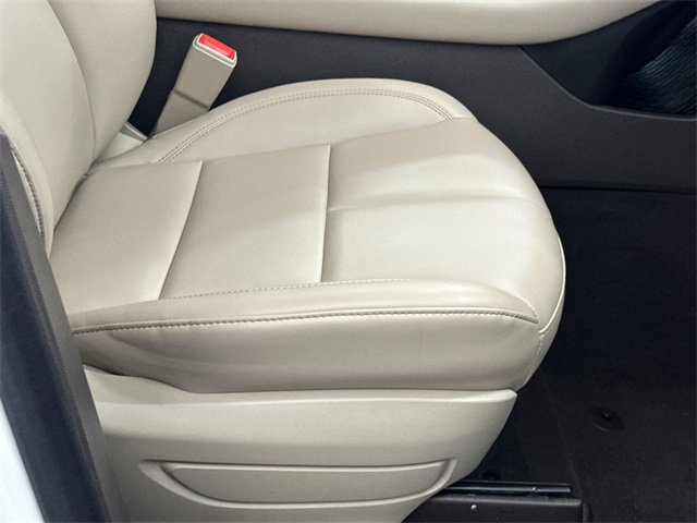 Used 2022 Lincoln Aviator AWD image 12