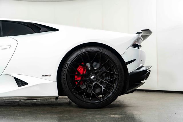 Used 2015 Lamborghini Huracan LP 610-4 image 13