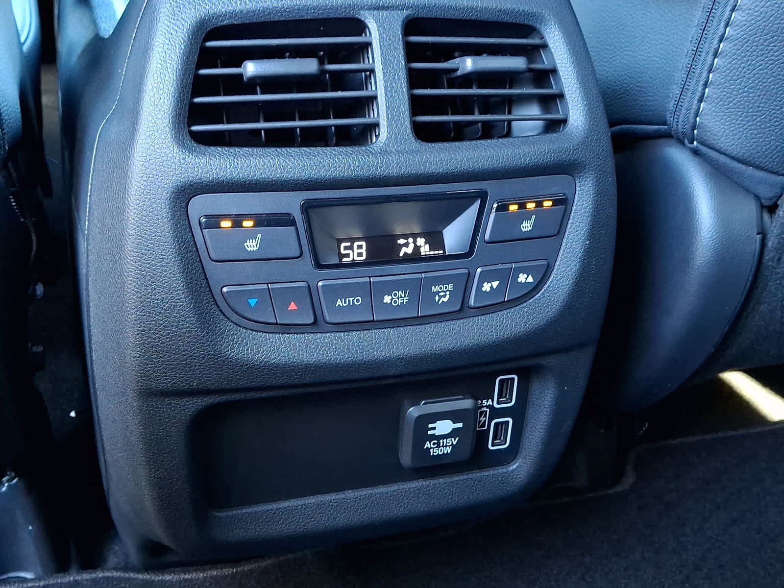 Used 2022 Honda Passport Elite image 12