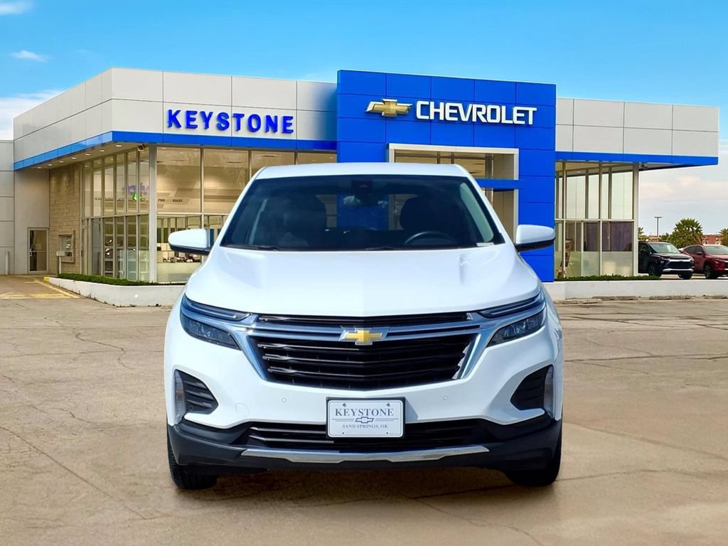 Used 2024 Chevrolet Equinox LT FWD image 2