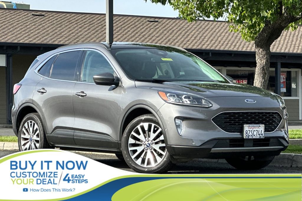 Used 2021 Ford Escape Titanium image 1